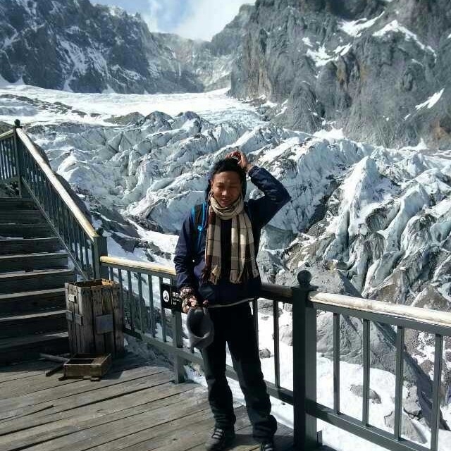 眯眯的第一张照片--云南上门女婿服务网